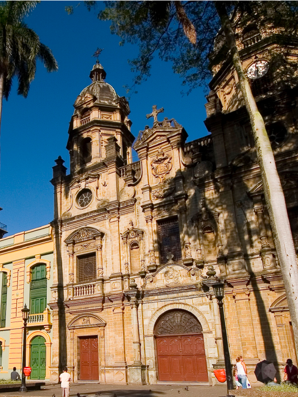 Esta Semana Santa conoce las 5 iglesias más representativas de Medellín